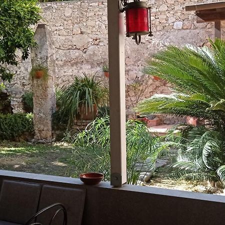 The Old Garden Villa Gaeta Bagian luar foto